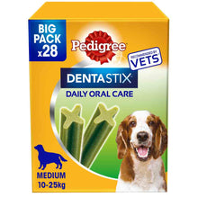 PEDIGREE Dentastix Fresh Medium Breed Dental Chews - 28 Sticks 