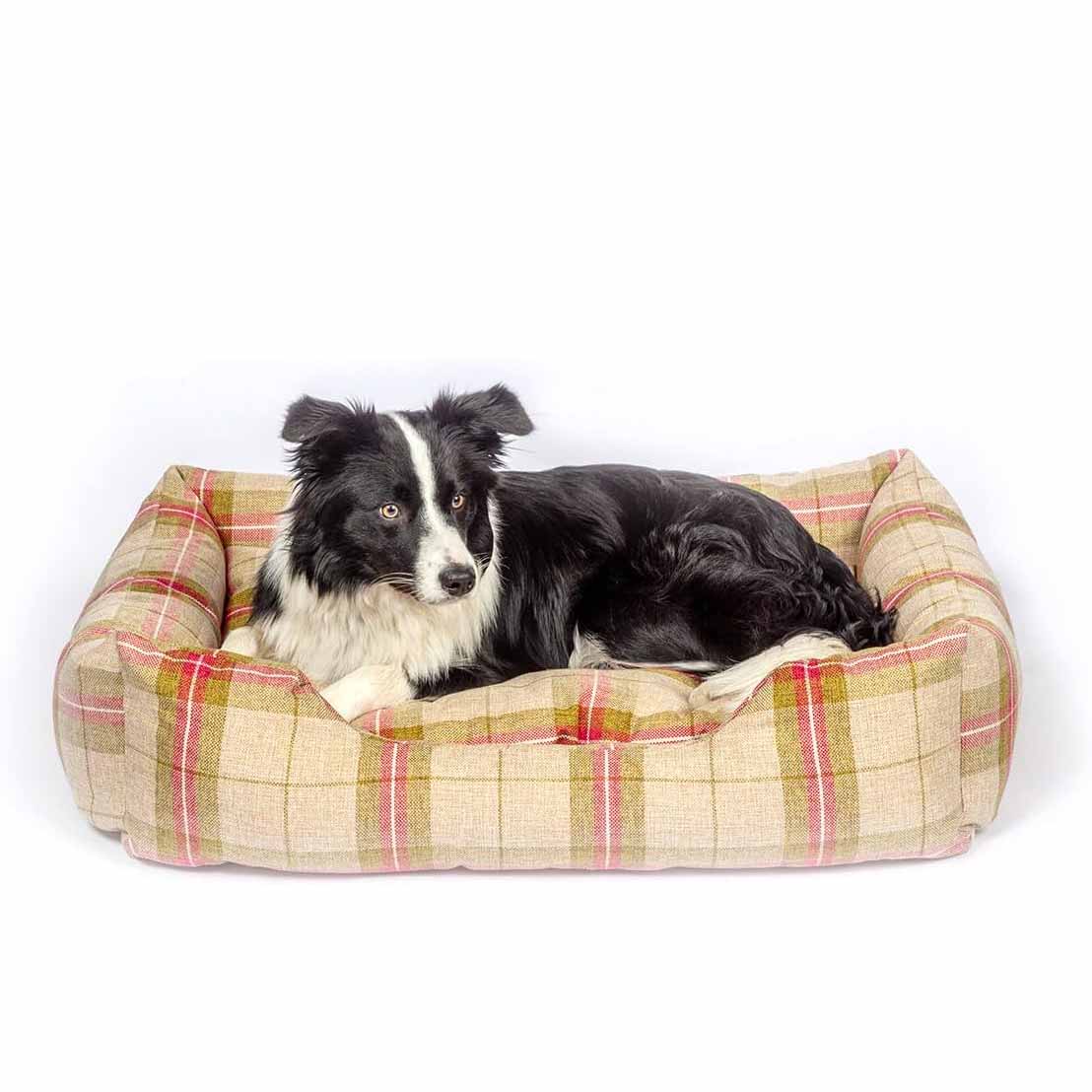 Danish Design Newton Moss Snuggle Bed - Medium 58x50cm