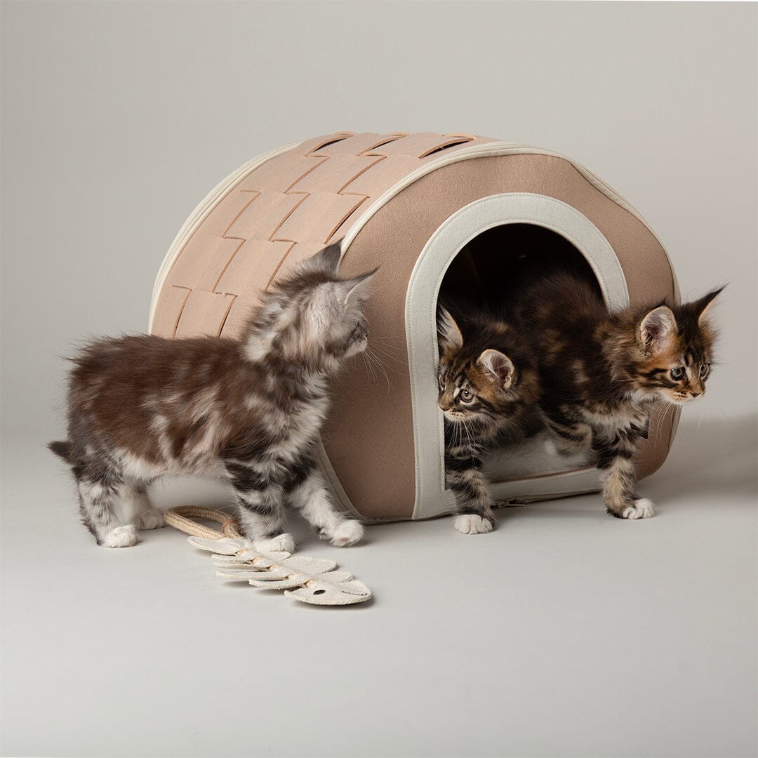Scruffs Stockholm Felt Cave Cat Bed - Tan