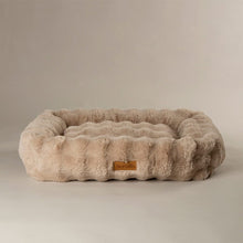 Scruffs Alpine Box Dog Bed - Champagne
