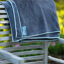 Henry Wag Microfibre Towel - Large 150x100cm