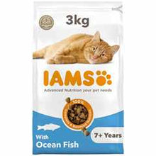 IAMS Senior 7+ Dry Cat Food - Ocean Fish