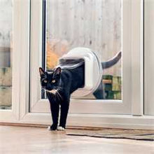 SureFlap Microchip Cat Flap Connect